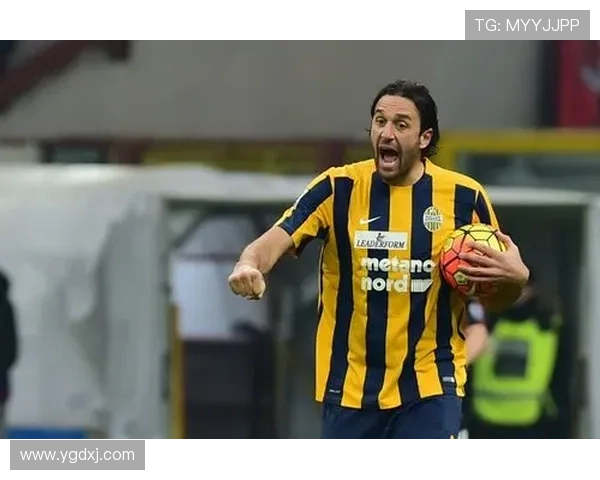 维罗纳奥尔班染红败对媒体沉默